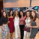 Nohely Arteaga Instagram - Hoy disfrutamos del primer capítulo de la serie Las Doñas del Cafetal @doramazzone @mariantoduque @villamizarsonia y @romeroadriana tienen los roles principales!😃👍👏👏👏 También vimos en este primer episodio @anakarinaterrero @claudiamercedesrojas @taniasarabia 😀 Dirección @luiscarloshueck Una comedia fresca que el público disfrutará por @simpletvve 😃😃😃 Para todos los que trabajan en la serie Éxito 😀👏👏👏👏👏👏