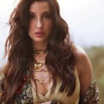 Nora Fatehi Instagram - 🎁🔥 @globalspaindia @taras84 @reshmaamerchant @hairstylist_madhav2.0 @aasthasharma