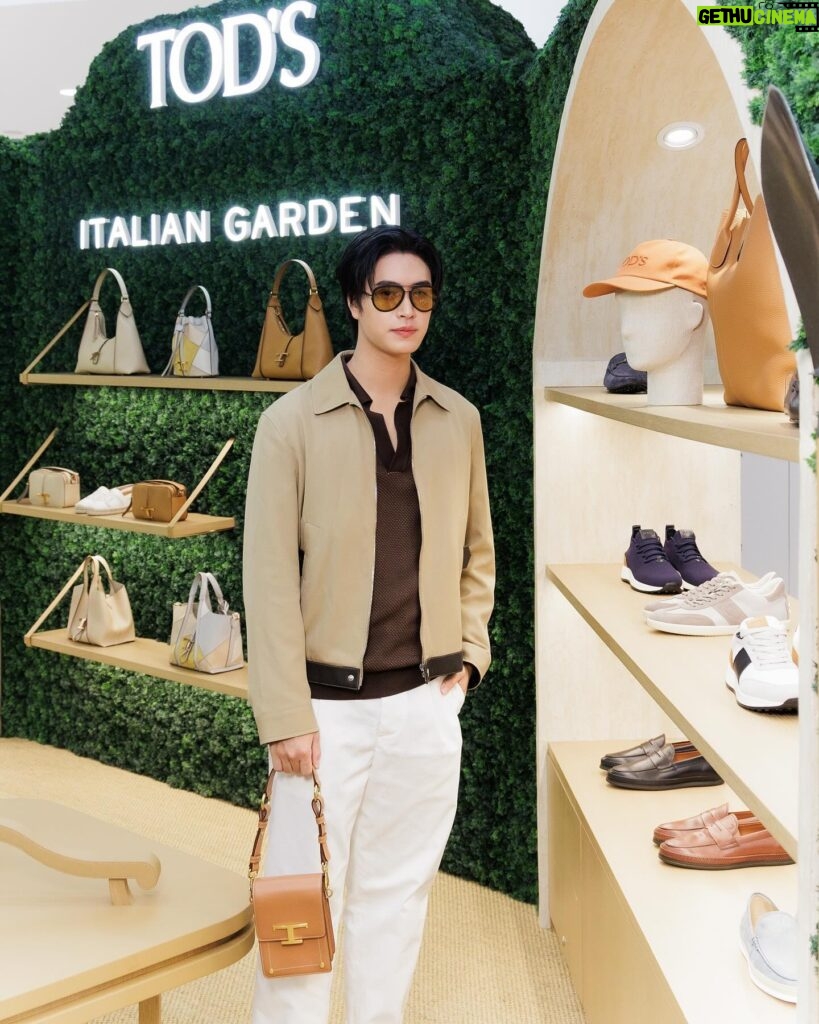 Norawit Titicharoenrak Instagram - Celebrating Tod’s Italian Craftsmanship at its Emporium Boutique Opening last night with their spring/summer24 collection. #Tods #TodsThailand #TodsxGeminiFourth