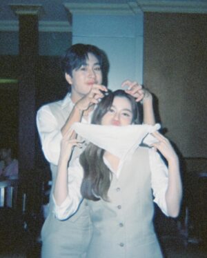 Norawit Titicharoenrak Instagram - อย่าโกรธได้มั้ย ถ้าฉันคิดไกลกับเธอ 
#GEMINI_TOOCLOSETOHANDLE