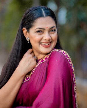 Nusrat Imroz Tisha Instagram - Expressions 😌😊😜🥰
PC: @zutons_snapshoot 
#tisha #nusratimrosetisha #imrose #expression #tuesday #happyramadan