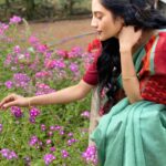 Nusrat Jahan Instagram - আমার ভিতর বাহিরে অন্তরে অন্তরে আছো তুমি হৃদয় জুড়ে