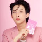 Nuttarat Tangwai Instagram - มาแล้ว Presenter เดี่ยวตัวแรกของผม แบรนด์ MeLa ผมตื่นเต้นมาก ฝากติดตามกิจกรรมสนุกๆของ MeLa ได้ตลอดทั้งปีครับ สอบถามข้อมูล LINE @MeLaRoSe FB MeLa Thailand Ig mela_officialthai X MeLa Official #MeLa #MeLaThailand #MeLaเมล่า #MeLaRoSe #Noeul #Magentaboy #noeulnuttarat #โนอึล