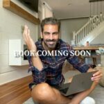 Nyle DiMarco Instagram - A BOOK ABOUT MY LIFE COMING TO YOU SOON. Never in a million years did I think I would be publishing a book with @HarperCollins & @williammorrowbooks, let alone write my life story. I’m excited to invite you to my world. Stay tuned 🥳🤟🏻 #HarperCollins #DeafUtopia #Deaf #Book #AMemoir
