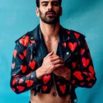 Nyle DiMarco Instagram - Spread love!!! ❤️❤️ 📸: @taylormillerphoto For @gaytimesmag cover