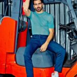 Nyle DiMarco Instagram - I LOVE THIS COVER! _ See my cover story with @manofmetropolis talking about @lessergodbway online now before the Spring/Summer Issue releases! #MANofMETROPOLIS Photo: @stephenbusken Styling: @mrmontyjackson Grooming: @groomedbymichelleharvey Videographer: @arnodiem