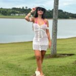 Nyvi Estephan Instagram - Com elas o tempo até abriu - literalmente e metaforicamente também 🌞🍃🩵