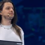 Nyvi Estephan Instagram - O Brasil é campeão no Mundial realizado no Brasil!!! Vocês tem noção o quão surreal e raro é isso? É simplesmente um sonho fazer parte dessa história, eu não tenho palavras pra descrever! Obrigada @r6esportsbr , todos os meus amigos casters e produção, aos times e, principalmente, a todos vocês que acompanham o jogo e são uma torcida maravilhosa e apaixonada! Vocês merecem essa festa em casa! Amanhã é a grande final e será disputada entre 2 times brasileiros: @fazeclan vs @w7mgaming . BORA DERRUBAR O IBIRAPUERA 🔥🔥🔥