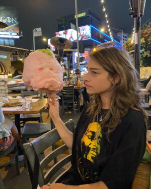 Odessa A'zion Instagram - first person to guess where I am gets a golden Star of David 😬😅🎃🦭🍬