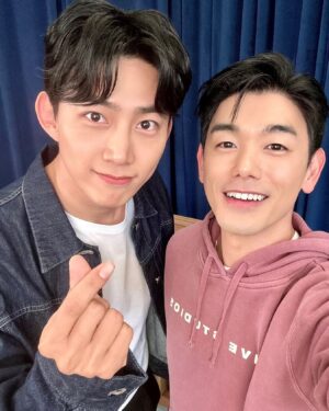 Ok Taec-yeon Instagram - Did y'all enjoy the Daebak Show? If you havent watched it yet, 
https://youtu.be/o7p9vn7nRUo

go CHECK IT OUT!