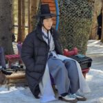 Ok Taec-yeon Instagram - 지금까지 “가슴이뛴다” 시청해주셔서 감사합니다. 추운 겨울부터 무더운 여름까지 함께 해온 배우분들 스텝분들 진심으로 고생많으셨습니다. 또 한번 많은 것들을 배울 수 있는 현장이였고, 정말 애착가는 드라마였습니다. 선우혈로서는 마지막 인사드리지만, 또 새로운 모습으로 인사드릴게요! 감사합니다!