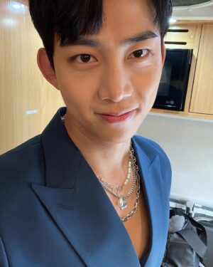 Ok Taec-yeon Instagram - Netflix XO Kitty ep.8 
Look for Ocean Park🤣