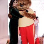 Oksana Fyodorova Instagram - Какая же у нас прекрасная страна ! Хочется рассказать о нашей поездке в Алтайский край, место рождения моего деда . Первой остановкой был Барнаул , где я участвовала в красивом благотворительном проекте Михутка . @mihutka.ru Это было очень трогательно . В особенных девочках я увидела невероятную жизненную силу , желание постигать новые знания, открывать для себя новые горизонты . Спасибо Михутка за вдохновение и до новых встреч.
