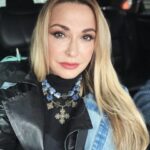 Olga Sumskaya Instagram - День української жінки …❤️Божої підтримки і сил вам,дорогі наші україночки!🙏🏻❤️ Щиро дякую за привітання!Скільки їх надійшло в особисті!Обіймаю всім серцем!🫶🏻🫶🏻🫶🏻