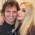 Olga Sumskaya Instagram - 28 років разом…Вітасік ,@vitaliyborysyuk 😘 !А я памʼятаю кожну мить перших днів …Коли все це народжується …Справжнє,найцінніше,єдине в світі…!Люблю❤️❤️