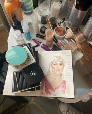 Olivia Cooke Instagram - thank you @alipirzadeh and @babskymakeup for not only making me look ting but for teaching me how to pose and most importantly swisssssh

xxxxxxxxx