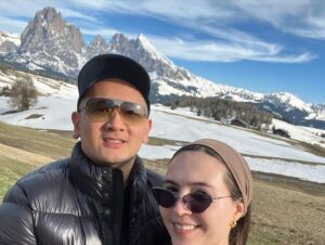 Olivia Jensen Instagram - Pinch me moment! Is this real 😍 Akhirnya kesampaian ke Dolomites World Unesco Heritage 🏔 Hadiah bday terindahhh 🏔💕 @sabjensen Thankyou for making this happened @bintangby