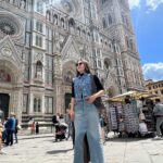 Olivia Jensen Instagram - Hello Piazza Duomo Florence 🇮🇹✨ The town of Italian leathers 👠 Mamamia!