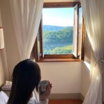 Olivia Jensen Instagram - Under the Tuscan Sun ☀️❤️ Hanya kisah buku atau realita yaa?