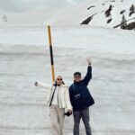 Olivia Jensen Instagram - Moment Dolomites 🏔✨ Di bulan April salju nya masih tebel begini 3 meter lebih tinggi di atas kita! Expektasi mau liat yang ijo-ijo, ternyata dingin nya bukan main ❄️ Ganti judul jadi white spring holiday hihi @sabjensen Alamnya bener bener one of a kind “Majestic” 🏔 . #OJTravels #Dolomites #SouthTyrol