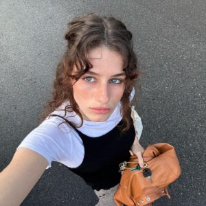 Olivia Rouyre Thumbnail - 43.7K Likes - Most Liked Instagram Photos