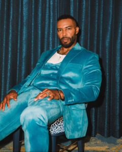 Omari Hardwick Instagram - Peace UP up…. #TheMother Premier!! Film out Tomorrow ✌🏾All our Love to You Incredible Mothers…especially the Mothers growing as your children do!!💜 * Thank you my @netflixfilm team …#TheRegencyVillage theatre & @baltaire for hosting such a mega night. * Thank you my @unitedtalent & @randcpmk partners … my personal TEAM for showing the love you did. And my brother @_jamilhardwick_ for the 4 decade long brothering. * Thank you my stunning Boopsie @mrsjaeh for showing UP when the only carpet was that of the floor mats in my car! What a ride God had planned. * Thank you beloved fans for helping to celebrate the phenomenal @jlo & my other castmates, director @nikicaro … producers & crew. * And thank YOU @byjamiebruce @billieegene - @stylebylassalle @clay_visions & @just.jalon for showing OUT!