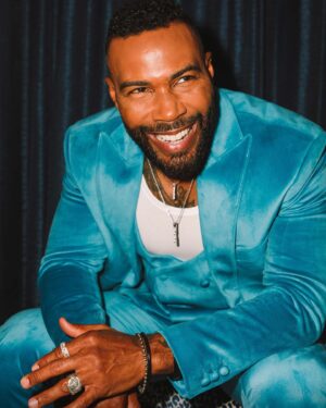 Omari Hardwick Instagram - Peace UP up….
#TheMother Premier!! Film out Tomorrow ✌🏾All our Love to You Incredible Mothers…especially the Mothers growing as your children do!!💜
*
Thank you my @netflixfilm team …#TheRegencyVillage theatre & @baltaire for hosting such a mega night. 
*
Thank you my @unitedtalent & @randcpmk partners … my personal TEAM for showing the love you did. And my brother @_jamilhardwick_ for the 4 decade long brothering. 
*
Thank you my stunning Boopsie @mrsjaeh for showing UP when the only carpet was that of the floor mats in my car! What a ride God had planned.
*
Thank you beloved fans for helping to celebrate the phenomenal @jlo & my other castmates, director @nikicaro … producers & crew.
*
And thank YOU @byjamiebruce @billieegene - @stylebylassalle @clay_visions & @just.jalon for showing OUT!