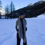 Oriana Marzoli Instagram - Un weekend a #courmayeur ☃️❄️🏂 cuál es tu foto fav? 🩵 y que espectáculo de sitio! Os iré enseñando más de la experiencia que hemos vivido en estos días porque tengo muchísimas fotos 🥰🫶🏻