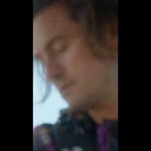 Orlando Bloom Instagram - In a world of AI/deepfakin/green-screenin/vfxing/stunt doublin etc etc my hero baby daddy @orlandobloom does it all and FOR REAL. If you haven’t seen #OnTheEdge on @peacock yet, buckle up and grab a ginger ale (like I did!) and stream it now… 

(also honey check slide 9, CAN YOU PLEASE PUT YOUR SOCKS AWAY IN THE RIGHT PLACE FOR ONCE AND THEN FINALLY I WILL BE IMPRESSED I DONT NEED YOU TO CLIMB MOUNT EVEREST OK)