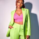 Osas Ighodaro Instagram - 💖💚 smoooooth 💖💚 Make sure to catch another episode of ‘Overall Best - Celebrity Showdown’ only on @africamagic 💚💖 📸 | @photogirlnaija 💄 | @t.alamodebeauty 💇🏾‍♀️ | @touchofibee 👗 | @mosesebite #OsasIghodaro #AMOverallBest #Host #vibes #blessed 💥