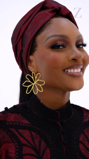 Osas Ighodaro Instagram - Our FEEL GOOD collection in collaboration with @officialosas is now live online and would be available to shop at both our Abuja & Lagos from today by 12 noon. 

Photography: @ryanonifoto_ 
Video: @packshot.ng 
MUA: @lokengoo 
Hair: @proteantresses 
Jewelry: @ritzadornments 
Creative direction: @duchesskiki 

#ZephansAndCo #OsasIghodaro #ZephansAndCoTakesAbuja