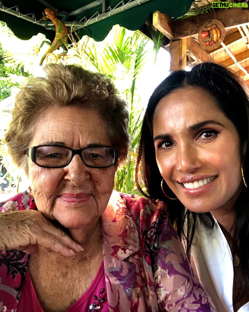 Padma Lakshmi Instagram - Just a little BTS dump to let you know that @natgeotv will be airing a mini-marathon of Taste the Nation on December 24th, revisiting our friends from Miami, Las Vegas, Appalachia and Washington DC. Whether you’re wrapping last minute presents for under the tree, wrapping tamales for Nochebuena, or just cuddling up with your loved ones, tune in on Sunday!