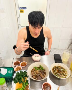 Pakorn Lam Instagram - Lunch Time 🦤🦤🦤