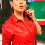 Pamela David Instagram - Acá un mono símil cuero de @melocotonstyle para @desayunook ameeeeee el color Make up @sabryfossatty Pelo #sinflequillo @chinalunaok #Estilista @maiteirazu A mi me encanta el flequillo… está un poco largo y primera vez no se que hacer… A) Volver a cortar. B) dejarlo crecer… 😱😱aaahhhhhajajjajajajjaja recién escucho el audio 😂🤣🤣🤣🤣🤣🤣🤣🤣 @nannitaweber