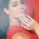 Pamela David Instagram - GOOD MORNING DARLING 🌪️ @pamedavid luciendo nuestras joyas en la gala de @revistacaras #caras30años ❤️‍🔥 . Vestido @nuriabueno_ok Joyas @floboskis.stad Sandalias @saveriodiricci Clutch @soyodraz Makeup & pelo @nacha_gama Styling @caromarafioti Filmmaker @tizianasuzaya.ok