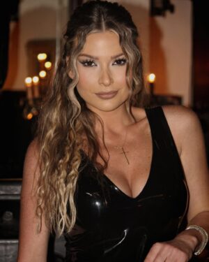 Pamela El Kik Instagram - امّي يا ملاكي يا حبّي الباقي إلى الأبد 👑♥️