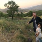 Pantea Bahram Instagram - خانوم! مهربان ! دلگرمي ! همراه! همسان! آجيلَكِ قشنگم.! خوش آمدني بود ميلادت در جهانِ من. 💝 #خواهرانه👭 #تولدت_مبارک #sisters #sisterhood