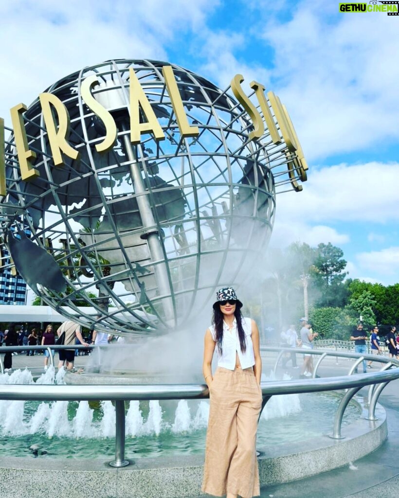 Paola Nuñez Instagram - Siempre que vengo me la paso increíble. Gracias @unistudios /// Every time I come I have an amazing time, thanks @unistudios