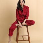 Paola Nuñez Instagram - A esa de rojo…