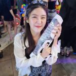 Parada Thitawachira Instagram - 💙ปิ้ว ปิ้ววว สุขสันต์วันสงกรานต์นะคะ 😊