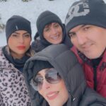 Parastoo Salehi Instagram - من و آدم برفی ❄️⛄️❤️ استانبول و ... الهی حال دلتون همیشه خوب باشه الهی آمین 🙏🏻🙏🏻🙏🏻 . #پرستوصالحی #پرستو_صالحی #بازیگر #سینما #تئاتر #تلویزیون #ترکیه #استانبول #parastoo_salehi #parastoosalehi