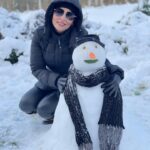 Parastoo Salehi Instagram - من و آدم برفی ❄️⛄️❤️ استانبول و ... الهی حال دلتون همیشه خوب باشه الهی آمین 🙏🏻🙏🏻🙏🏻 . #پرستوصالحی #پرستو_صالحی #بازیگر #سینما #تئاتر #تلویزیون #ترکیه #استانبول #parastoo_salehi #parastoosalehi