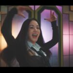 Park Bom Instagram - 봄이가 맘에드는 산다라 씬🎡😂😍(무슨 뒤에는 브리트니와 마돈나이심)ㅋㅋㅋㅋ #산다라박 #박산다라 #festival #sandarapark #parksandra #박봄 #bompark #parkbom #2ne1 #ぼム #朴春‎ #بارك_بوم #anhyêuem #أحبك