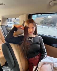 Park Cho-rong Instagram - 🤍
