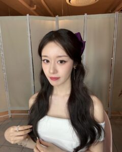 Park Ji-yeon Instagram - 오랜만에 사진 오백장 찍었어🫶