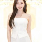 Park Min-young Instagram - #GUERLAIN #아베이로얄팝업 🍯 꿀꿀꿀
