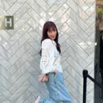 Park Shin-hye Instagram - 히야❣️ 얼마만이야☺️ 여름아🌿🌱🌵 조금만 천천히 와도 되는데🙏🏼