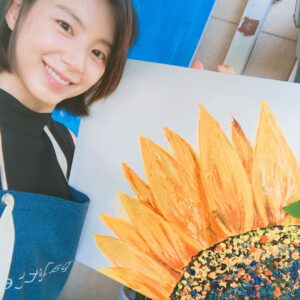 Park Soo-jin Instagram - 오늘의 마이팔레트는 해바라기🌻🌻 #마이팔레트#아트클래스#힐링#커피마시며#음악들으머#그림그리기#해바라기#좋다