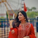Parsa Evana Instagram - মিথ্যে কত গল্প সাজাই ,বদলে বদলে বেশ। সময় শুধু বলতে পারে কি হবে “শেষমেশ”। ধন্যবাদ দর্শক ।আপনাদের ভালোবাসায় বেঁচে থাকতে চাই । ❤️
