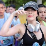 Patcharasri Benjamas Instagram - พวกเราดีใจมากที่ได้สนับสนุนนักวิ่งงาน รพ.ศิริราชเมื่อวานนี้ เห็นนักวิ่งเหงื่อแตกมาเหนื่อยๆ ได้ดื่มโปรตีนใส @superyouthailand แบบสดชื่น เสริมกล้ามเนื้อ หลังวิ่ง ให้โปรตีนสูง 23 กรัมแบบไม่มีน้ำตาล แล้วทุกคนแฮปปี้ พวกเรามีความสุขมากๆค่ะ ไว้เจอกันงานวิ่งต่อๆไปนะคะ 🏃‍♀️💨💨💨 ขอบคุณทุกท่านที่เข้ามาบู้ทเรานะคะ 🙏❤️ #รสเบอรี่ #รสน้ำแดง #รสน้ำเก๊กฮวย #รสชามะนาว #รสองุ่นญี่ปุ่น #รสน้ำบ๊วย #โปรตีนใส #โปรตีนใสซูเปอร์ยู #โปรตีนในsuperyou #โปรตีนกาละแมร์ #โปรตีนพืช